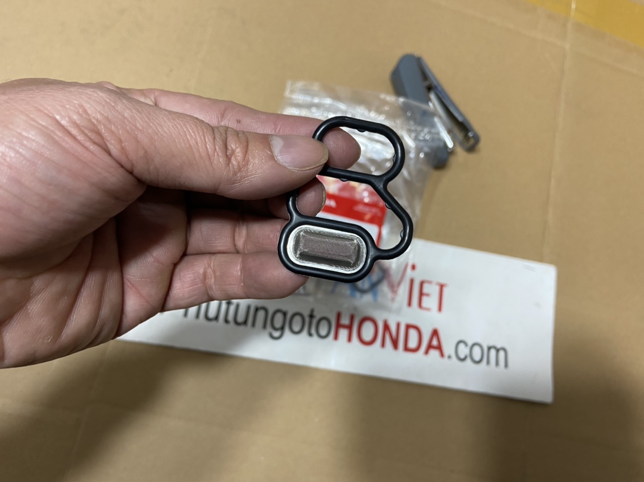 Lọc ở van Spool xe Honda BRIO
